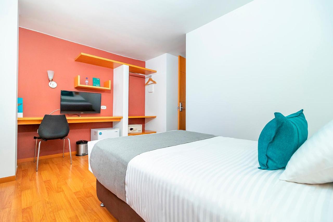 Hotel Ayenda Abitare 56 Bogotá Esterno foto